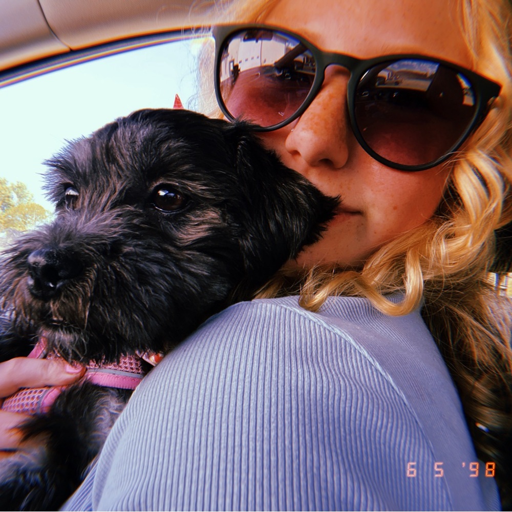 Meet your Posher, Carleigh